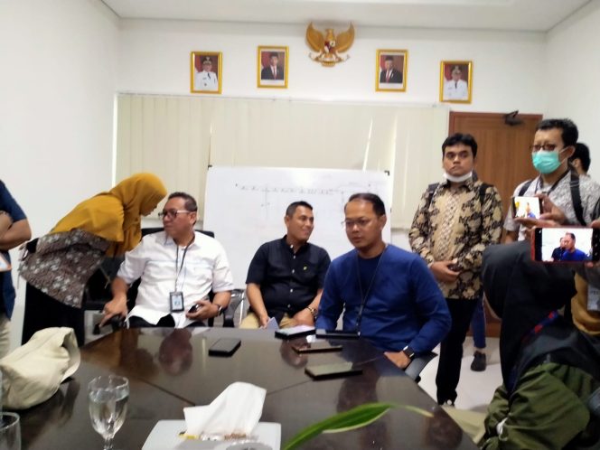 
					PDAM Tirta Asasta Depok Pastikan Izin Pembuatan Tangki 10 Juta Liter Sudah Sesuai Prosedur
