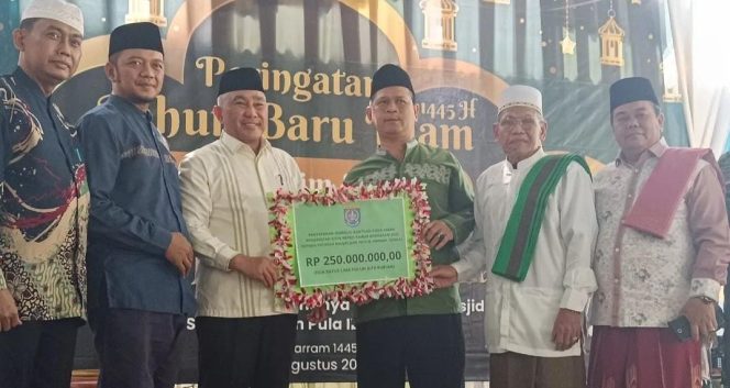 
					Anggota DPRD Depok FPKS Hengky Advokasi Rp250 Juta Untuk Pembangunan Masjid Nurul Hikmah Sukmajaya