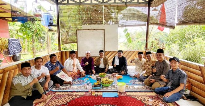 
					Jalin Silaturahmi, Aleg PKS Depok Khairulloh Ahyari Kunjungi Tokoh dan Pengurus Ponpes Syamsul Himmah