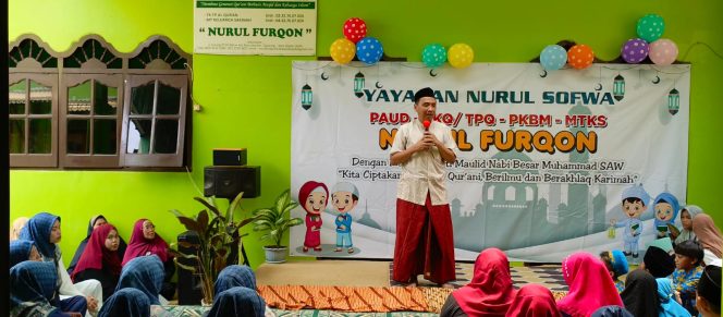 
					Sekretaris DPD PKS Kota Depok Hadiri Peringatan Maulid di  Ratu Jaya