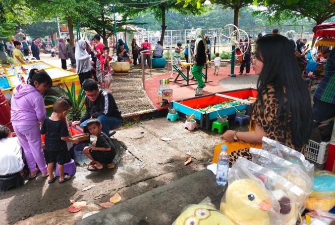 
					Taman Jalan Jawa Beji Depok: Tempat Berkumpul, Bermain, dan Berjajan