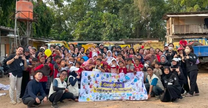 
					CIMSA UI Beri Edukasi Gizi dan Bagikan “Piring Sehat” kepada Warga Kampung Pemulung, Jakarta Selatan