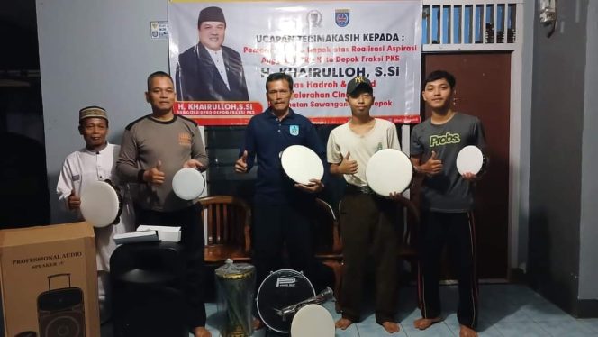 
					Dapat Hadroh dan Sound System Dari Dana Aspirasi, Warga RT 02 Kelurahan Cinangka : Terima Kasih Khairulloh Ahyari