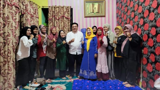 
					Temui Pengurus Asosiasi UMKM Kelurahan Pondok Petir, Khairulloh Ahyari : Maju Bersama Kita Pasti Bisa