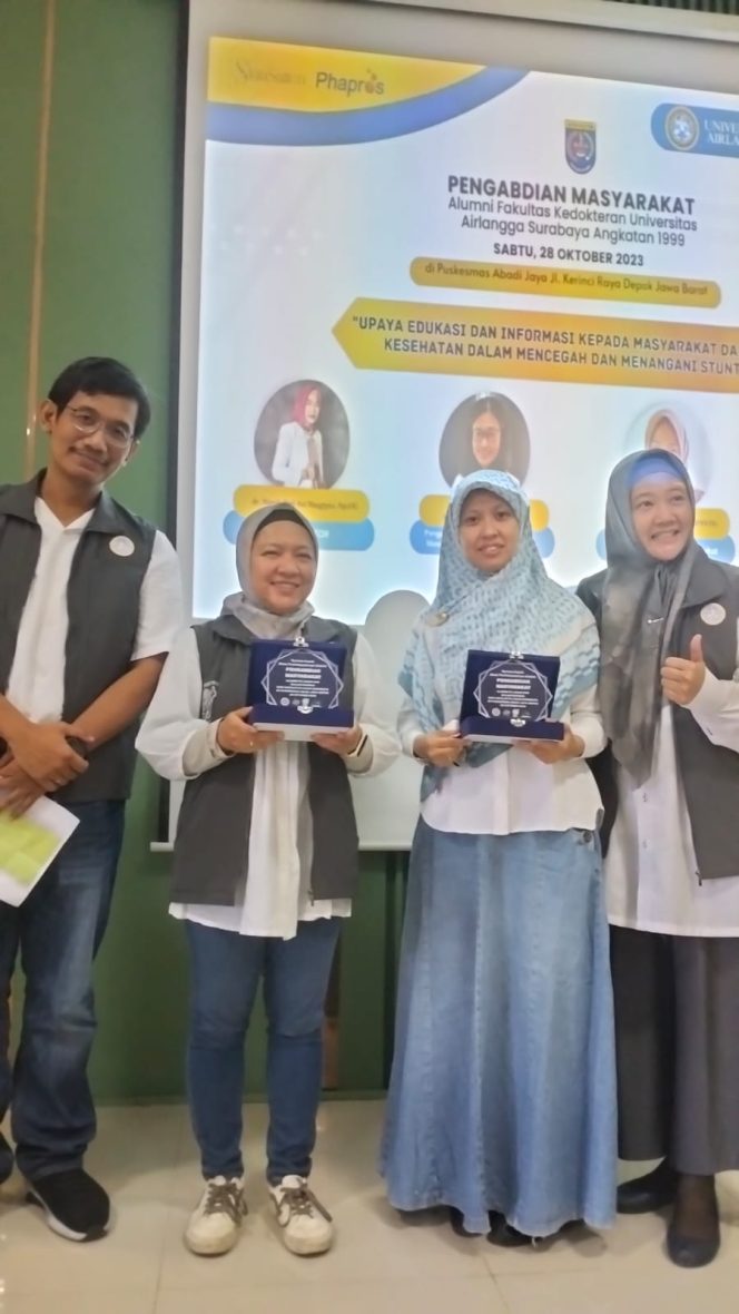 
					Alumni FK Unair Menyelenggarakan Pengabdian Masyarakat di Depok