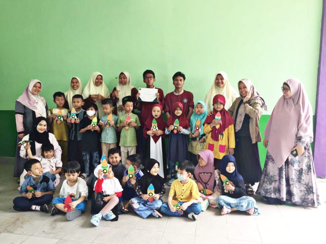 
					Peningkatan Pengetahuan Fauna dengan Metode Bermain oleh Siswa SMAM 4 Depok