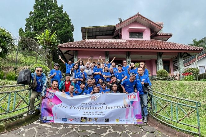 
					Gelar Rapat Kerja Di Ciater, Lembang PWI Depok Perkuat Profesionalitas Jurnalis