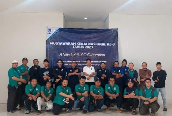 
					Mukernas DSH yang ke 3 : A New Spirit Collaburation .