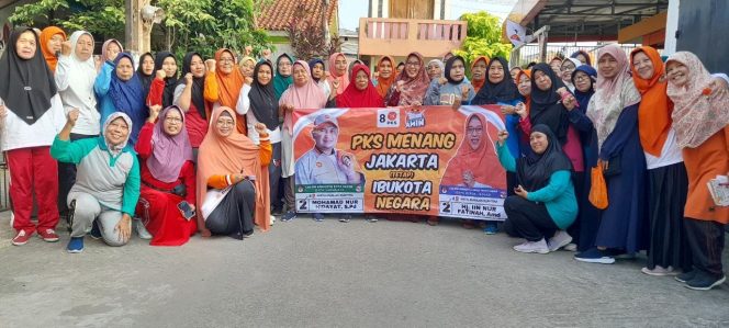 
					Sapa Masyarakat, Iin Nur Fatinah Hadiri Giat RKI di Sukmajaya