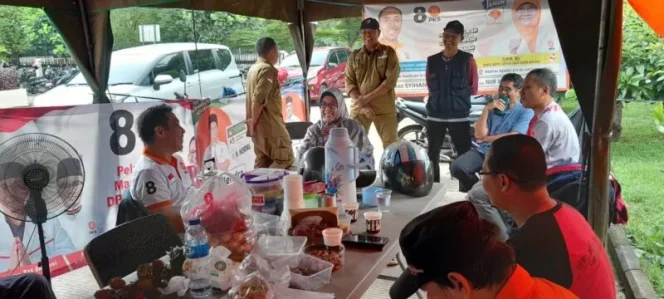 
					Kunjungi Empat Lokasi Rekapitulasi Perhitungan Suara, Iin Nur Fatinah Apresiasi Semangat Para Saksi PKS