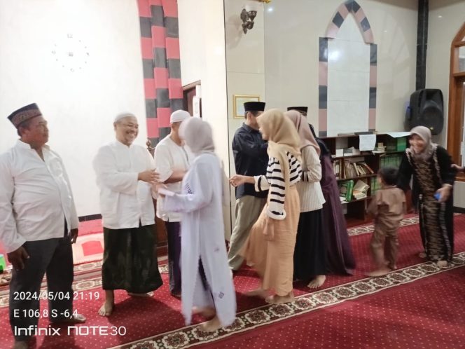 
					MASJID BAITURRAHIM CIPAYUNG JAYA DEPOK ADAKAN PROGRAM SANTUNAN ANAK  YATIM