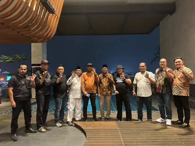 
					Pandawa 5 Kompak Dukung Imam Budi Hartono Jadi Walikota Depok di Pilkada 2024