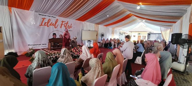 
					Iin Nur Fatinah Hadiri Halalbihalal Pengurus Bidang Perempuan PKS Depok