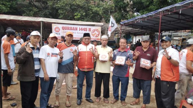 
					QURBAN DPRa PKS Tanah Baru “Memaknai Idul Adha dengan Kebersamaan dan Saling Berbagi