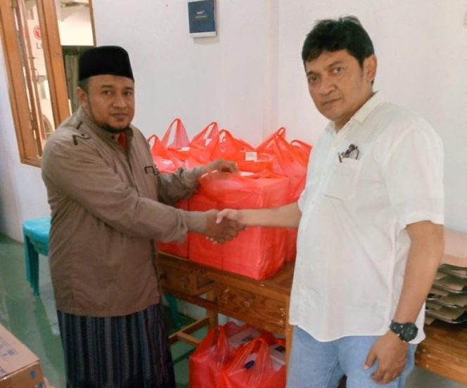 
					Jumat Berbagi, BRI KC Depok Gandeng DKM Masjid Al Ikhlas Polrestro Depok Berbagi Bersama