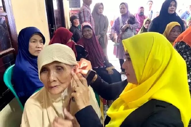 
					Ririn Farabi Arafiq, Calon Wakil Walikota Depok, Konsisten Turun ke Masyarakat Berikan Pelayanan Kesehatan Gratis