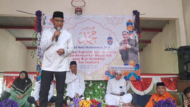 
					Temu Tokoh dan Masyarakat di Acara Maulid Nabi: Calon Wali Kota dari PKS, Imam Budi Hartono, Paparkan Program Pro-Rakyat