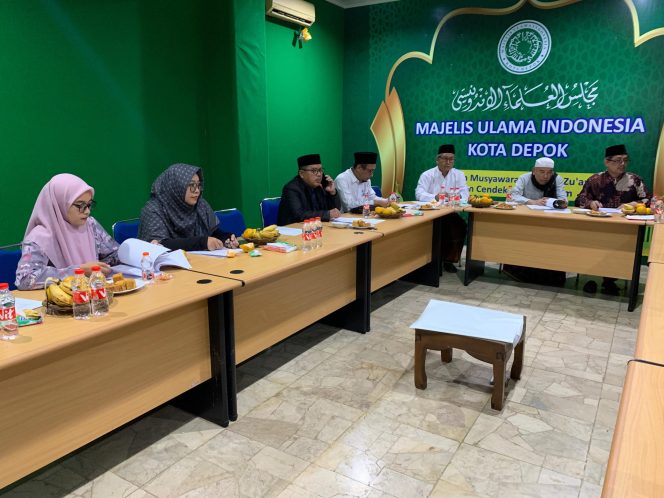 
					Rapat Persiapan MUSDA VI MUI Kota Depok Berlangsung Lancar: Fokus pada Evaluasi dan Pemilihan Pengurus Baru