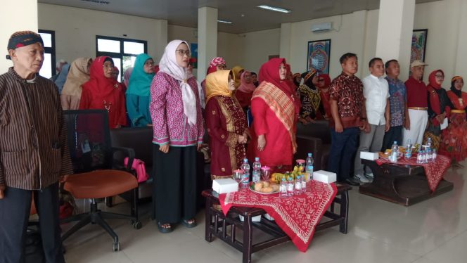 
					Lansia Sukmajaya Meriahkan HUT RI ke-80 dengan Lomba Lagu Nostalgia