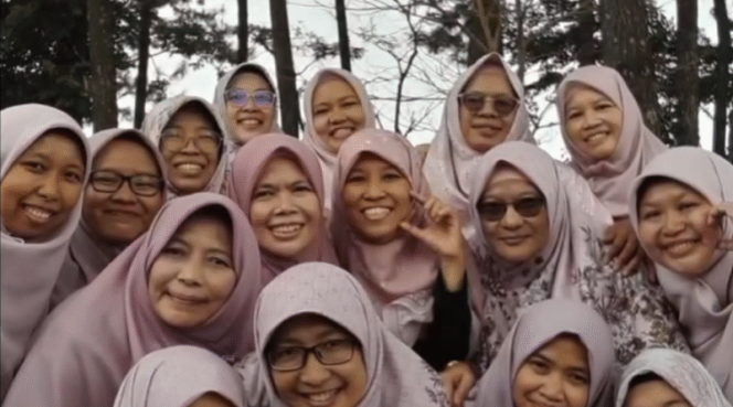 
					Penuh Haru, Iin Nur Fatinah Bagikan Kisah Kebersamaan dengan BPKK PKS Depok