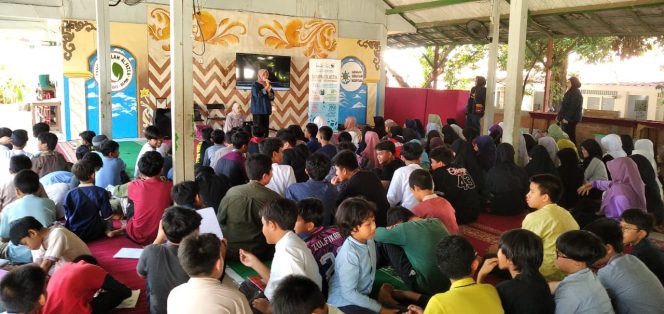 
					SD Alam Al Fazza Wujudkan Eco School Melalui Program Adiwiyata dan Kolaborasi WWF Indonesia