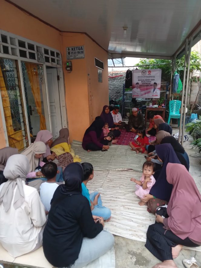 
					Bidang Kessos DPC dan DPRA Jatijajar Gelar Sosialisasi & Realisasi Aspirasi Program PIP