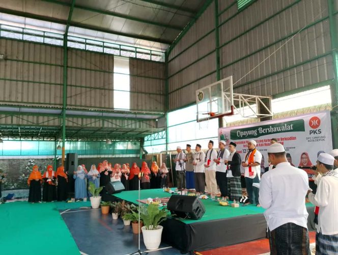 
					Cipayung Bershalawat: Mewujudkan Masyarakat Harmonis dan Berkeadilan Berbasis Ajaran Nabi Muhammad SAW