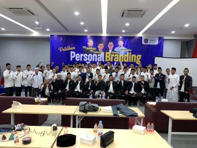 
					Pelatihan Personal Branding Dakwah: Membentuk Dai Muda Percaya Diri, Berkarakter, dan Berdampak di Era Digital