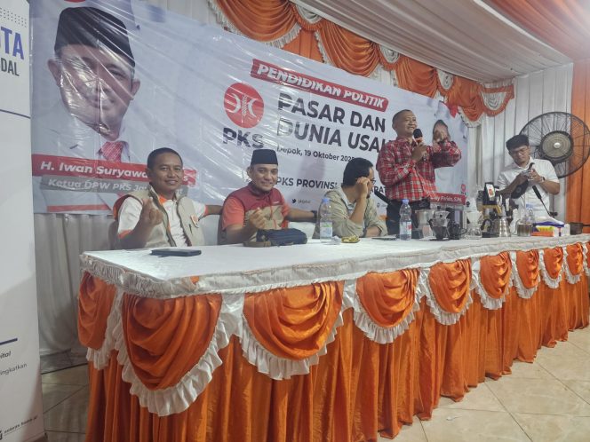 
					Rudi Sahputra : Tokoh Pemuda Tapos Depok,menggebrak Reses Dewan,dgn Barista Kopi