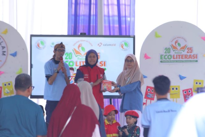 
					Festival Eco Literasi Al Fazza Tumbuhkan Semangat Literasi Melalui Kolaborasi dan Aksi Nyata