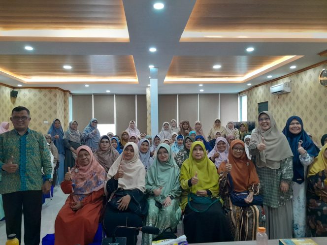 
					Hj. Iin Nur Fatinah Serap Aspirasi Ibu Tunggal Depok, Tekankan Pentingnya Kesejahteraan Masyarakat