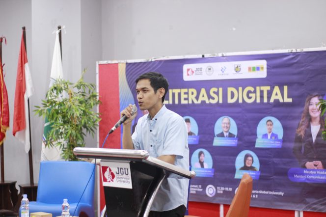 
					Kemkomdigi RI Gelar Literasi Digital di Jakarta Global University