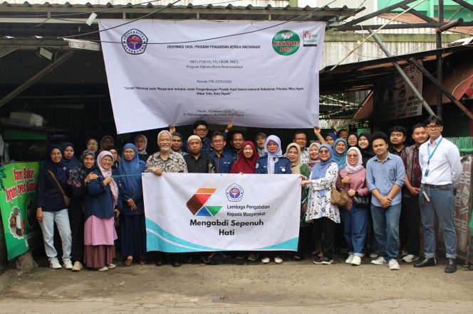 
					Foto :

Dokumentasi Bersama Mitra dan Dosen Pelaksana PkM yang terlibat langsung.  