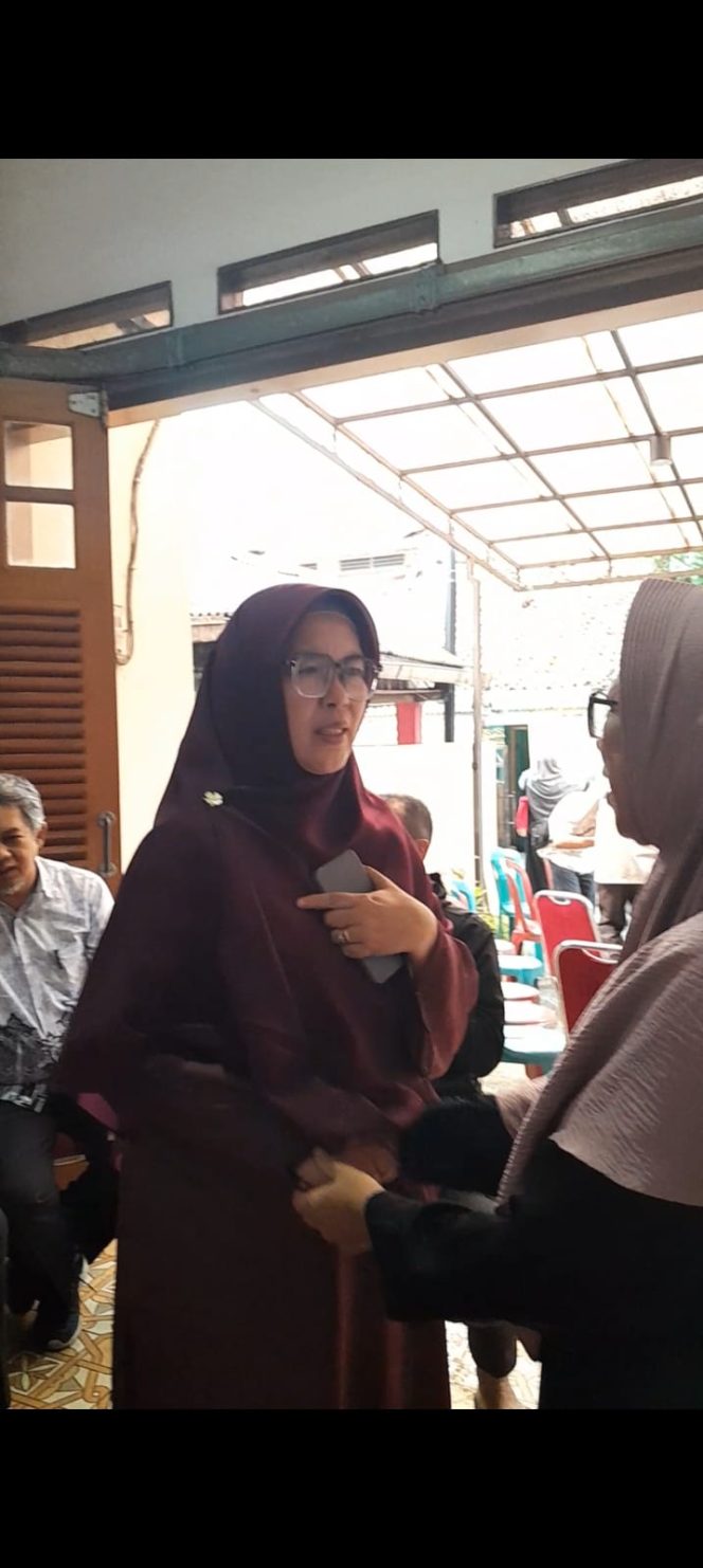 
					Hj. Iin Nur Fatinah Sampaikan Duka Cita atas Wafatnya Vini, Adik Sahabat SMA
