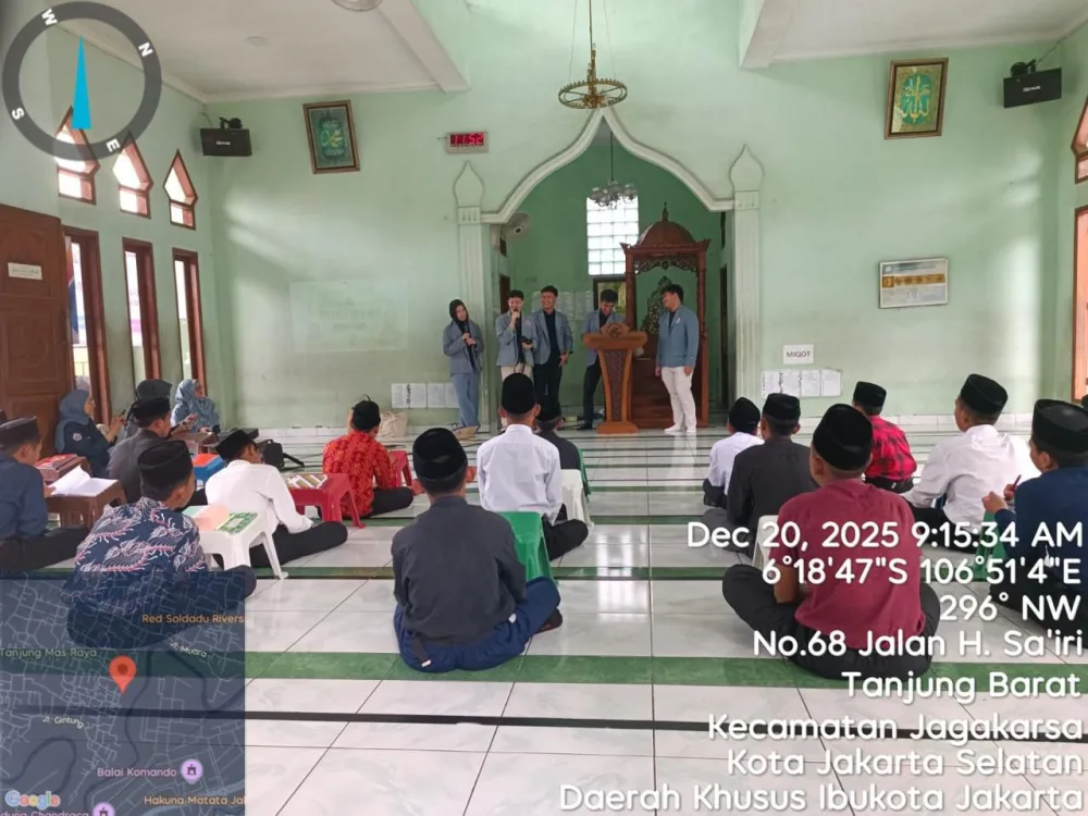 Tim Abdimas Universitas Gunadarma Memberikan Penyuluhan Pubertas Prespektif Islam dan Kesehatan