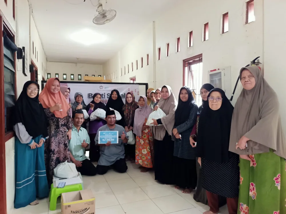 Ramadhan Berbagi: Rumah Al-Qur’an Daarut Tarbiyah Salurkan 100 Paket Sembako dan Gelar Sanlat Anak TPA