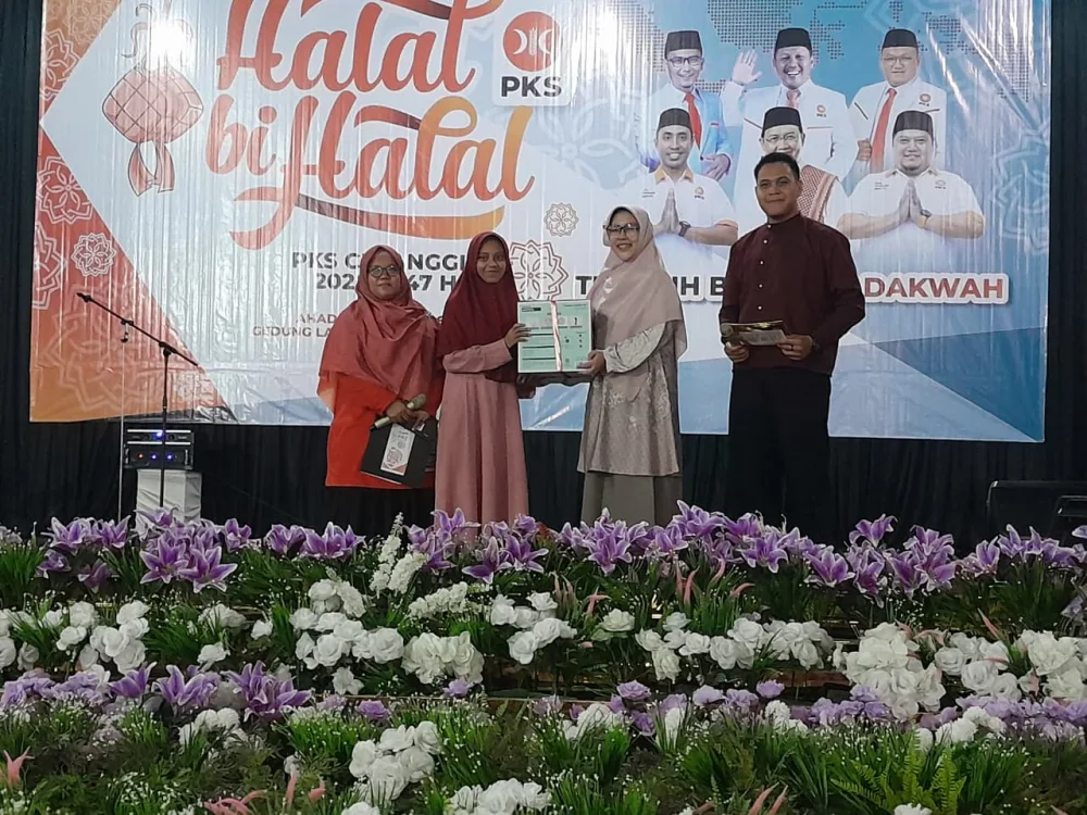 Iin Nur Fatinah Hadiri Silaturahim Akbar PKS Cimanggis, Tegaskan Semangat “Tumbuh Bersama Dakwah”