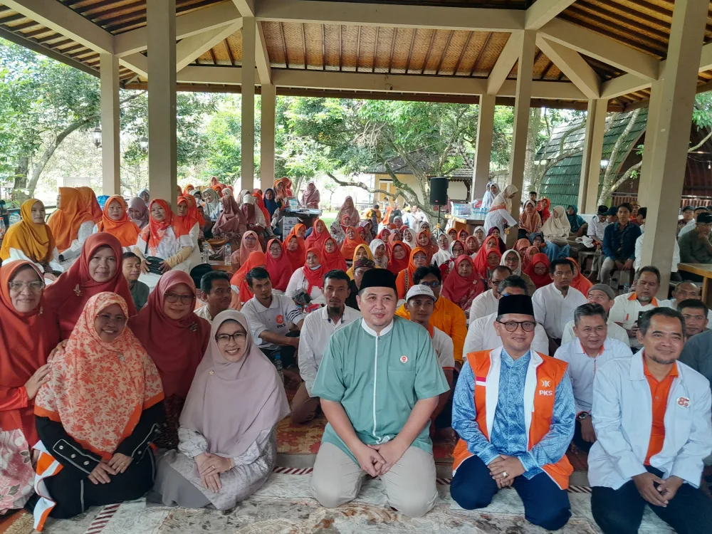 Iin Nur Fatinah Hadiri Halal Bihalal DPC PKS Rawalumbu, Perkuat Ukhuwah dan Soliditas Kader