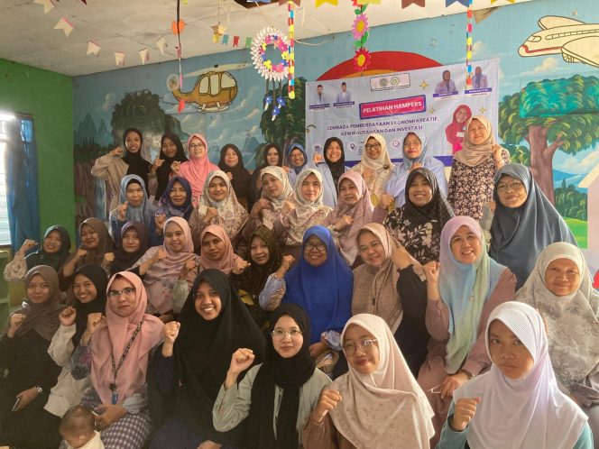 
					LPEKIN BKPRMI Kota Depok Gelar Pelatihan Hampers, Bekali Peserta Keterampilan Wirausaha Kreatif