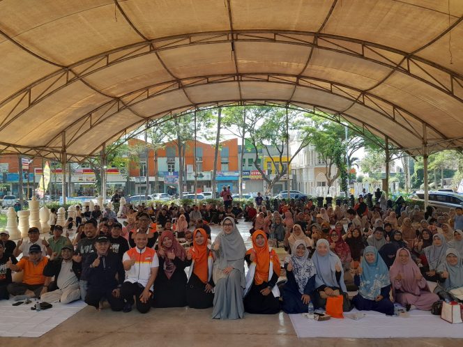 
					Hj. Iin Nur Fatinah: Keluarga adalah Pilar Utama Membangun Bangsa