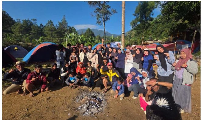 
					Tadabur Alam MT Balai Wartawan Kota Depok, Pererat Ukhuwah dan Bangun Semangat Kebersamaan di Kaki Gunung Gede
