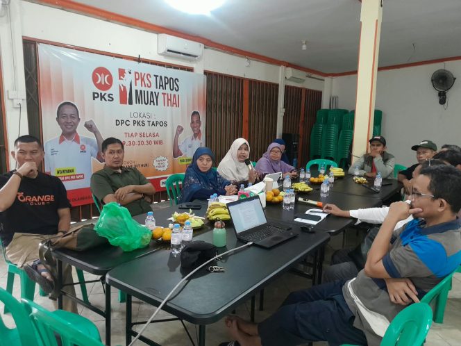 
					Tim Kholid Center Gelar Pertemuan dengan BPH dan Ketua Bidang DPC PKS Tapos, Serap Aspirasi dan Usulan Program