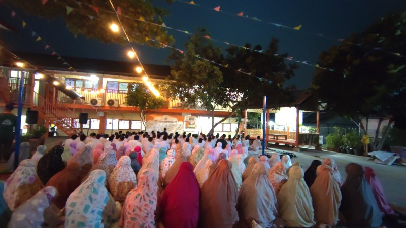 Semarak Maulid dan Quran Camp di SDIT Umbaz Meneladani Akhlak Nabi lewat Dongeng dan Sholat Tasbih