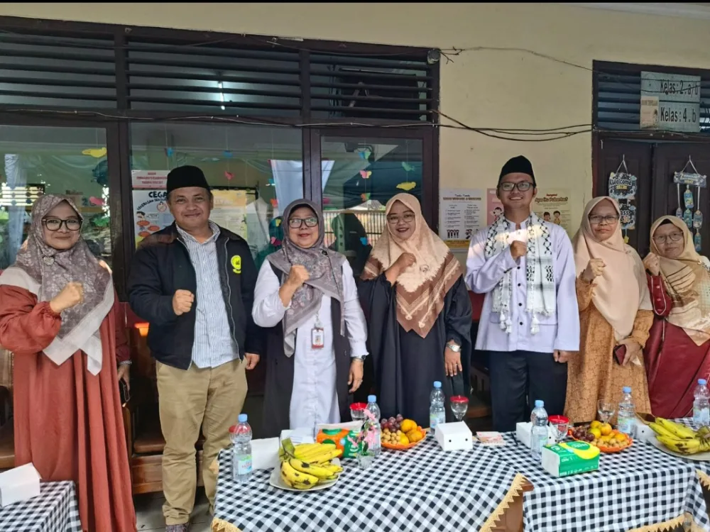 Maulid di Almamater, Bang Dayat Kembali ke SDN Cisalak 1: Dari Bangku Sekolah untuk Menginspirasi Generasi