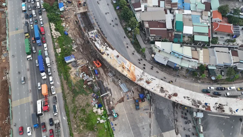 Update Proyek LRT Depok: Dampak Kemacetan dan Peluang Kenaikan Harga Properti di Stasiun Sekitar