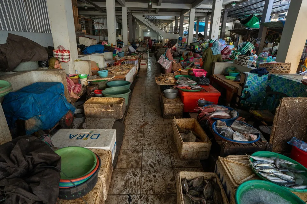 Pasar Tradisional Depok Jaya vs Pasar Modern: Analisis Perubahan Perilaku Belanja Ibu Rumah Tangga Milenial